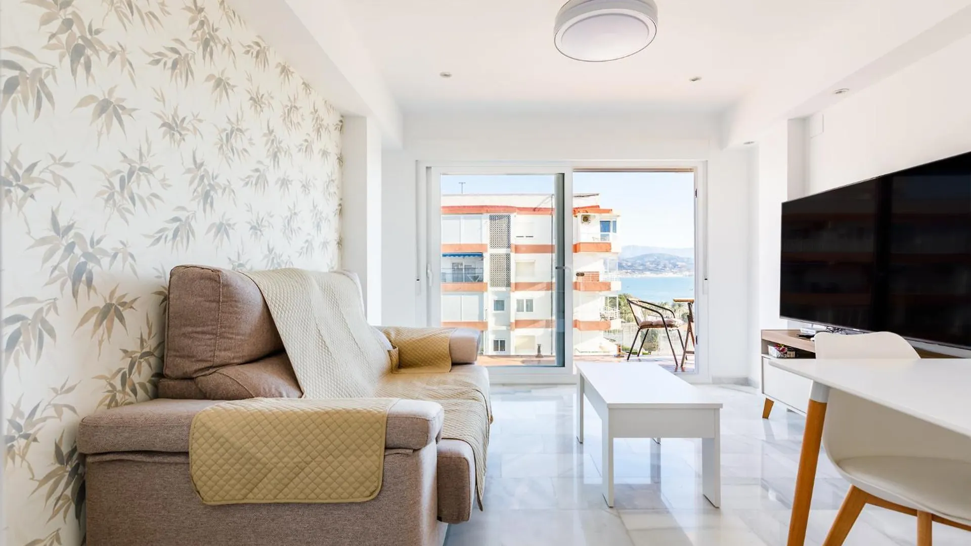 A&N Los Angeles Torre Del Mar Apartment
