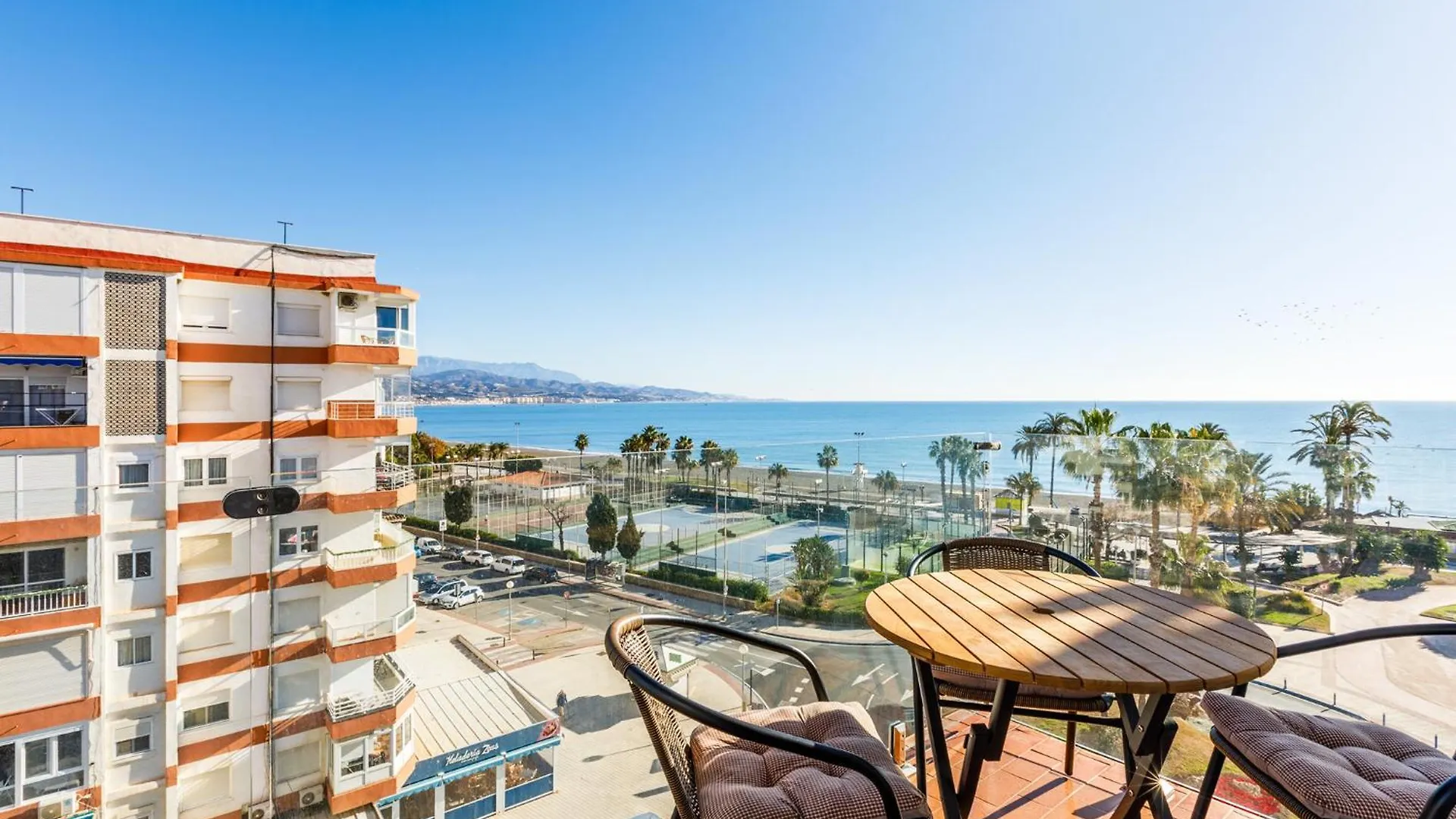A&N Los Angeles Torre Del Mar Apartment